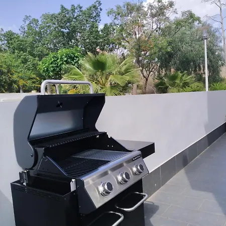Piedranegra, Completo Con Patio, Terraza Y Bbq