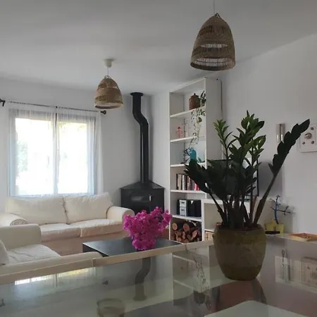 Piedranegra, Completo Con Patio, Terraza Y Bbq Apartment